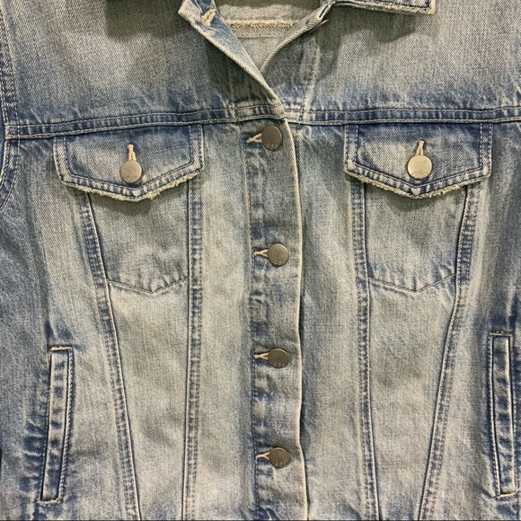 GAP 1969 Light Wash Denim Jacket - Picture 7 of 12